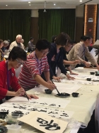 大家正在即席揮毫