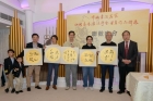跟隨老師五年學習書法的會員，由左至右 ：禤駿遠，何麗華，蘇景毅，周綺雯，何英耀